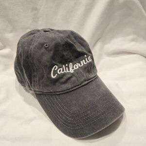 California J. Galt Newport Distressed Womens Hat Ball Cap Adjustable Relaxed Fit